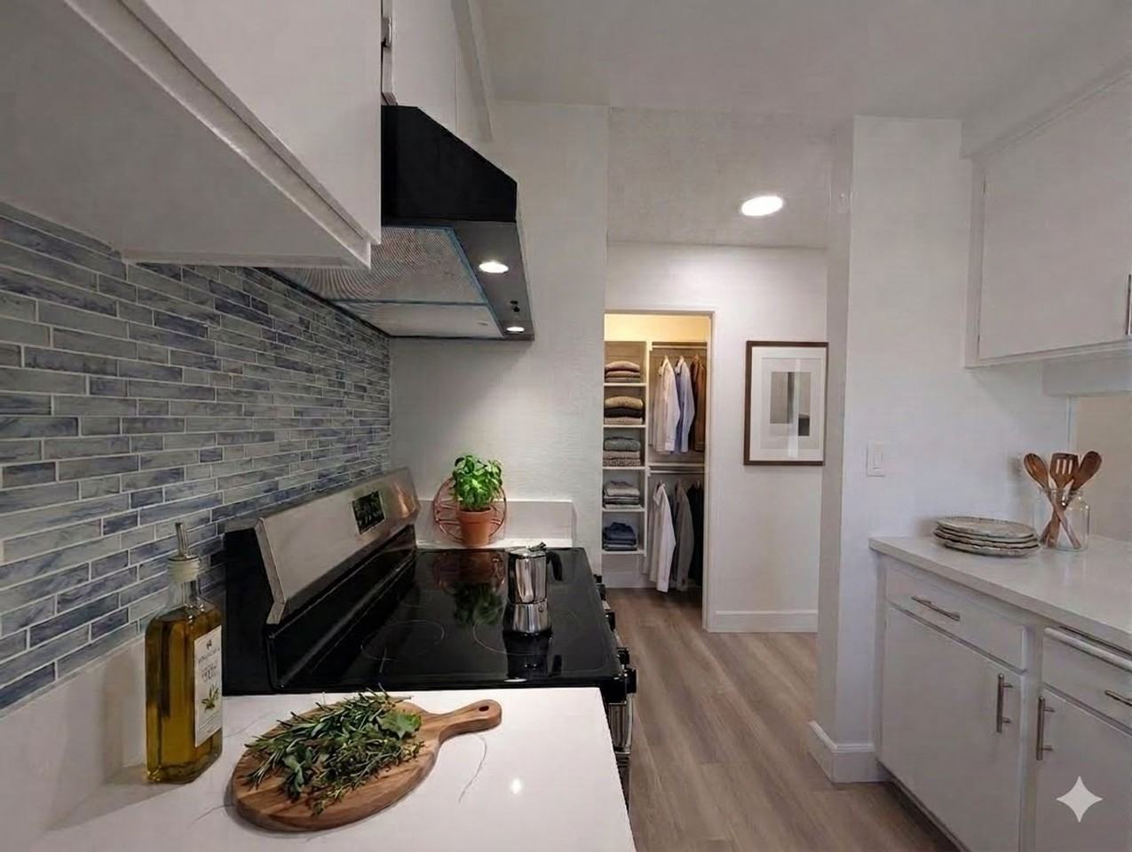21600 Bloomfield Ave. - Photo 6 of 14