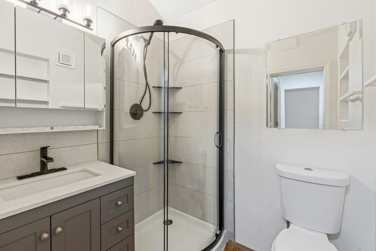734 Baca St - Photo 6 of 15
