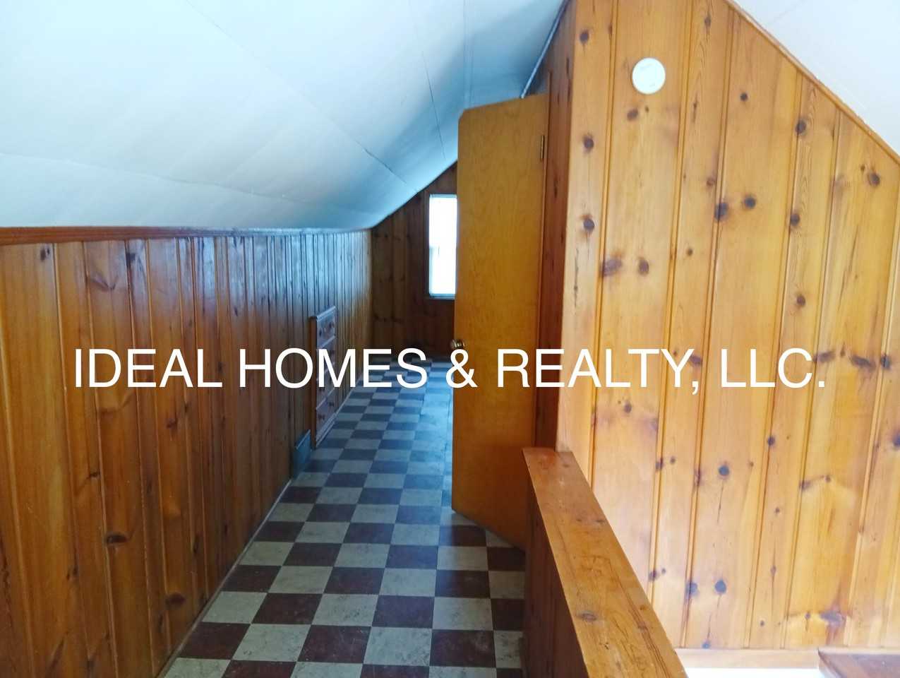 3602 Esther St #1 - Photo 5 of 10