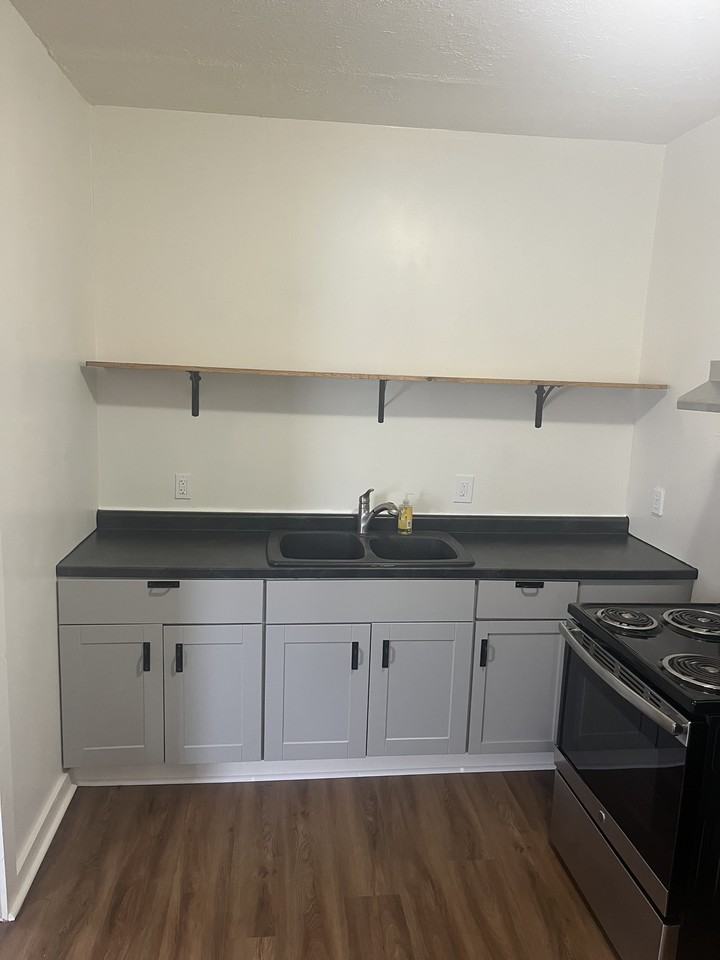 117 Neal Ave #1 - Photo 5 of 13