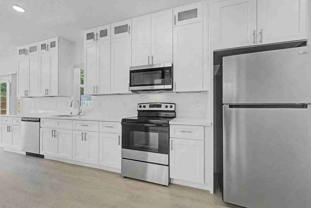 1515 Marshall Ln #2 - Photo 7 of 15