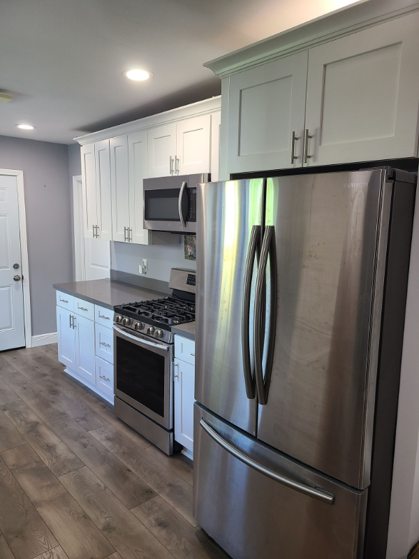 550 Brown St - Photo 4 of 17