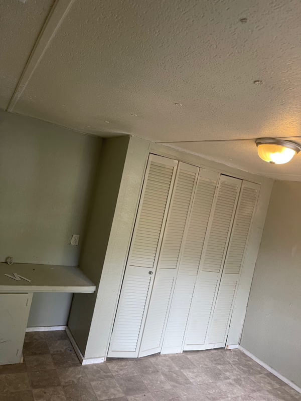 12509 Holyoke Ave - Photo 6 of 8