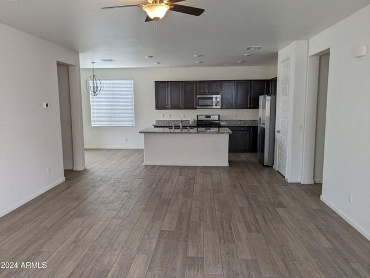 820 W Nova Pl - Photo 3 of 17