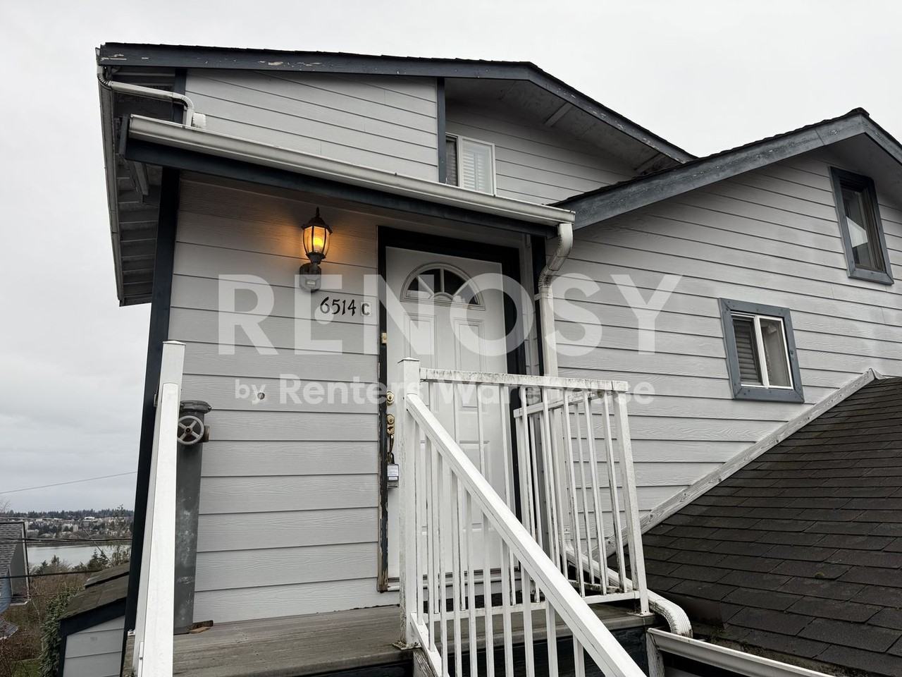 6514 Phinney Ave N #C - Photo 2 of 22