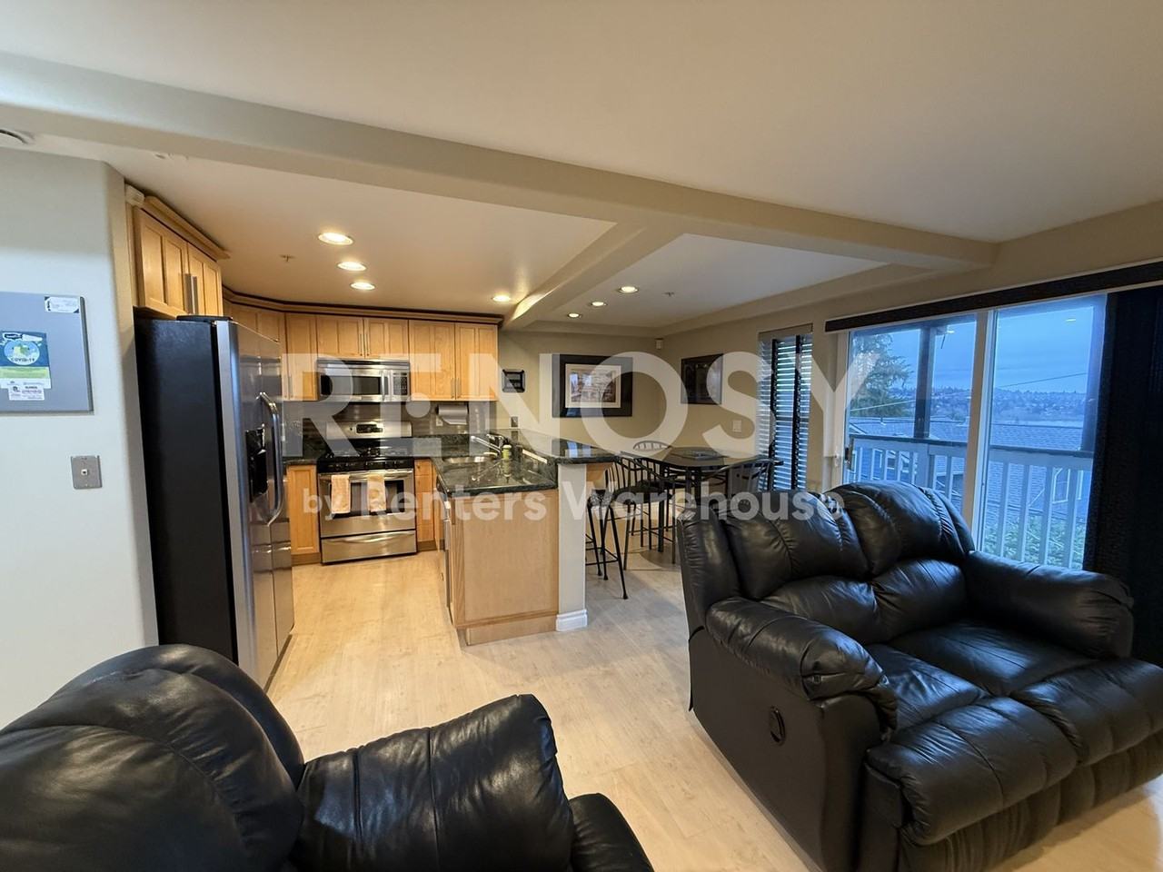 6514 Phinney Ave N #C - Photo 4 of 22