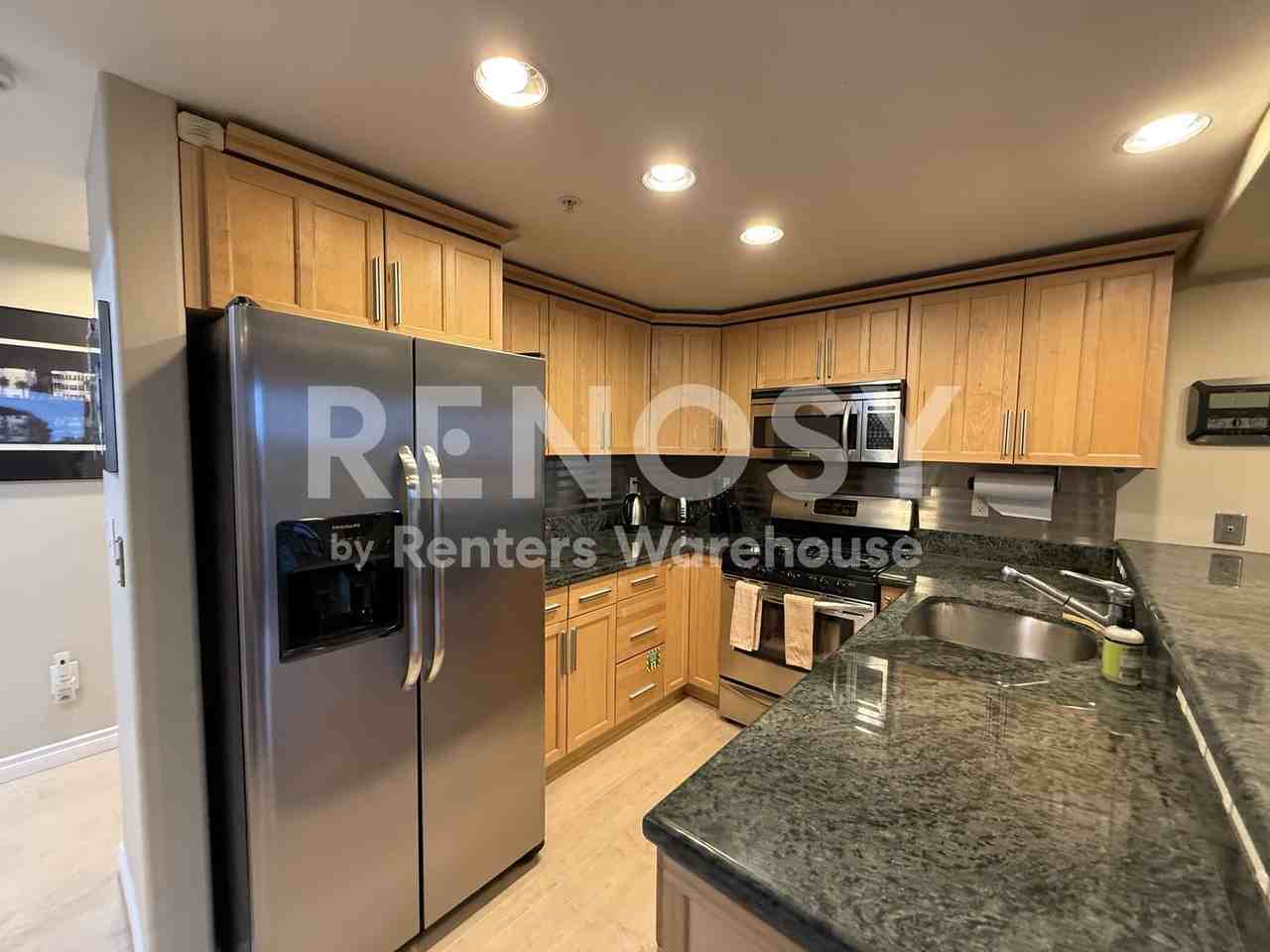 6514 Phinney Ave N #C - Photo 6 of 22