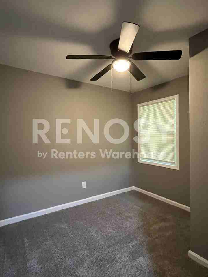 6812 College Ave - Photo 4 of 12