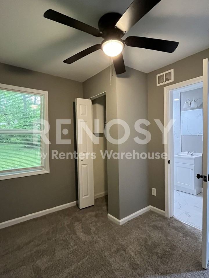 6812 College Ave - Photo 5 of 12