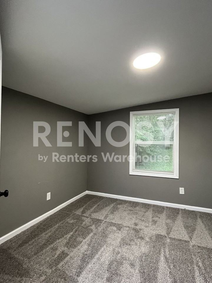 6812 College Ave - Photo 6 of 12