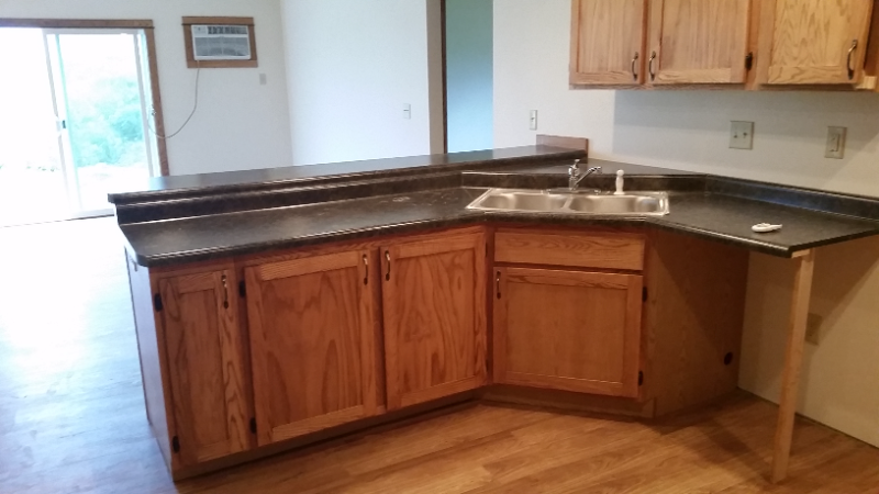 114 Vine St - Photo 6 of 14