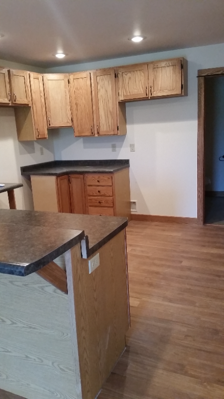 114 Vine St - Photo 7 of 14