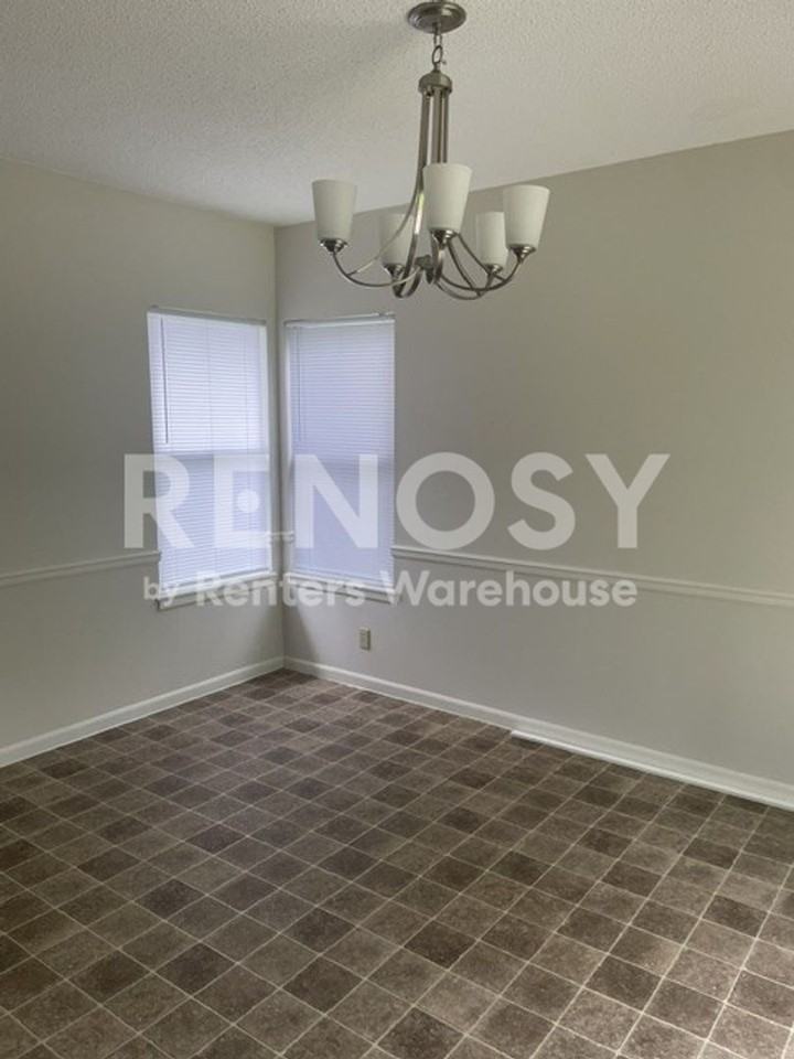 5015 Belmeade Rd - Photo 3 of 10