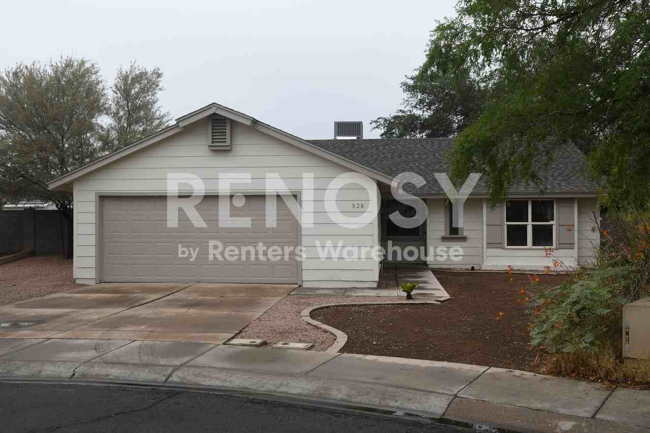 938 N Evergreen Ct