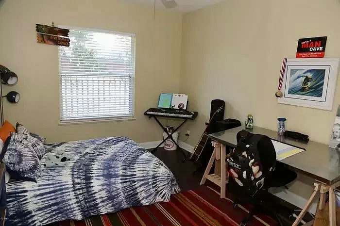 373 Peregrine Dr - Photo 6 of 17
