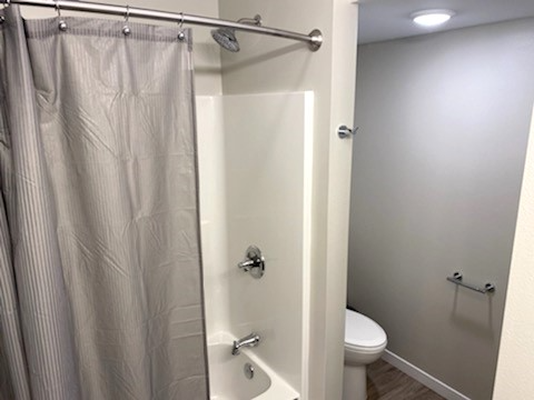 7069 Crosvik Ct #12 - Photo 4 of 11