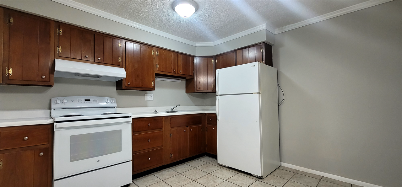 314 - 322 Kenbrook Drive - Photo 2 of 24