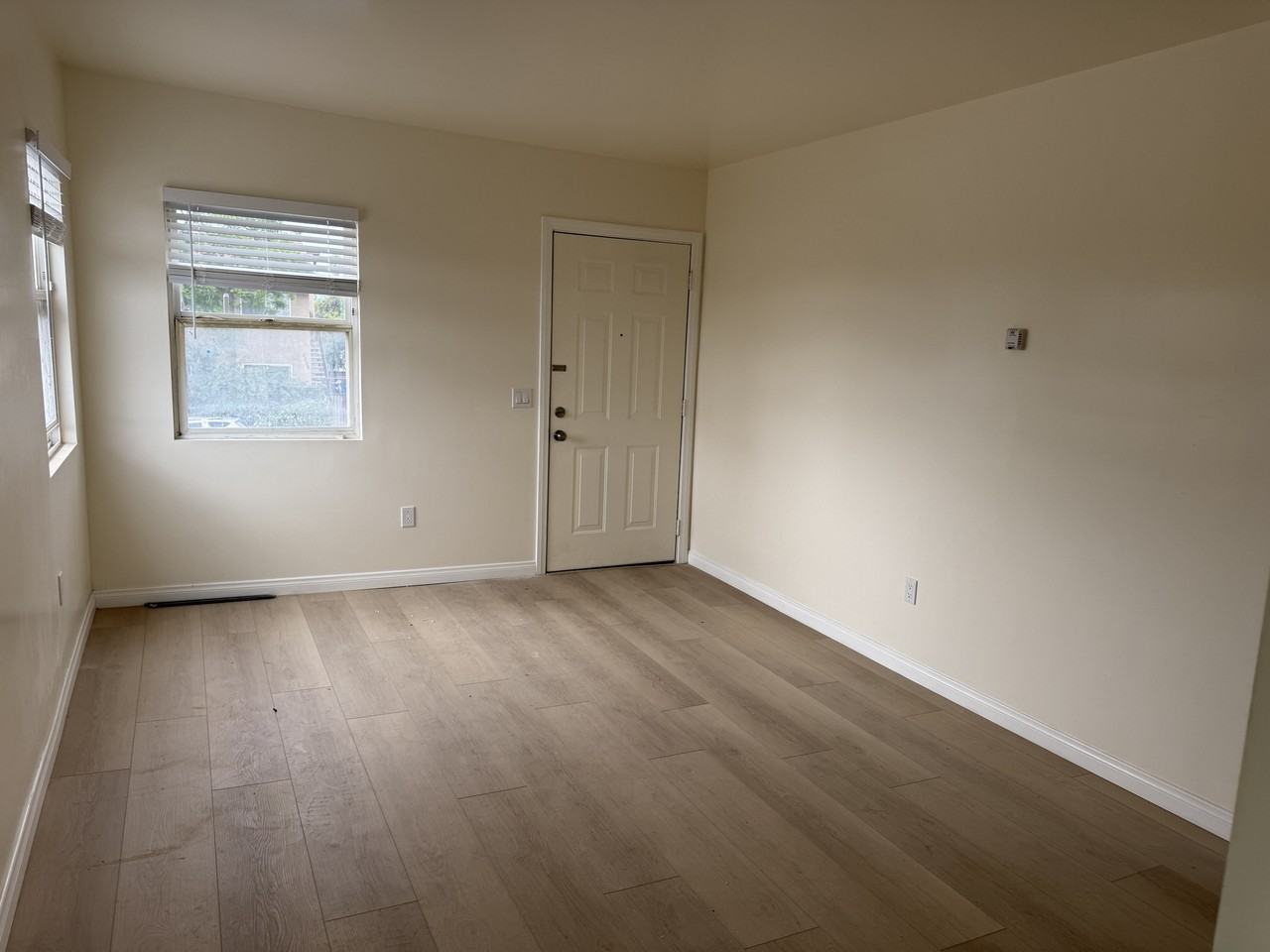 3260 Ocean View Blvd #B - Photo 6 of 9