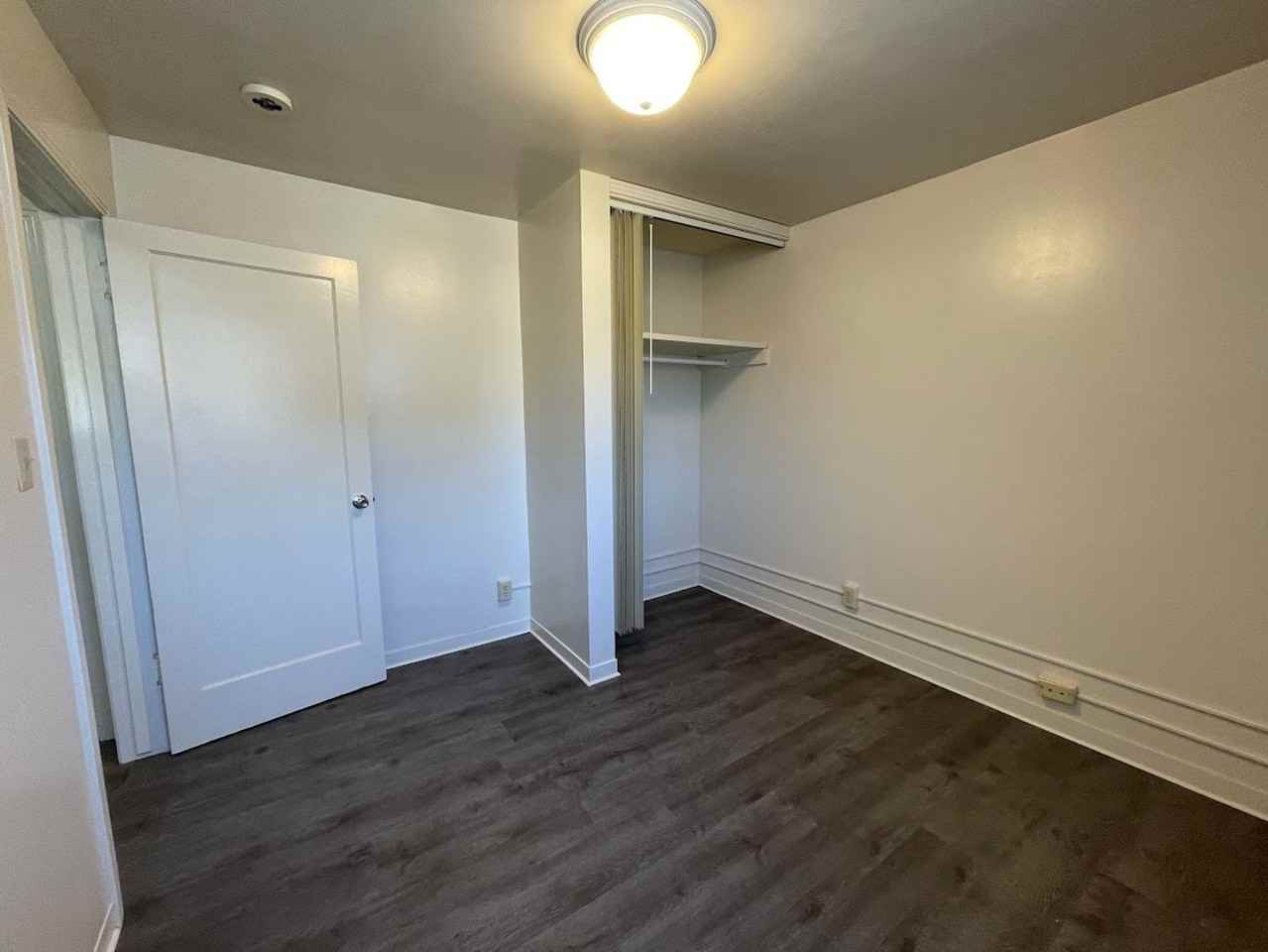 726 13th St - Photo 6 of 23