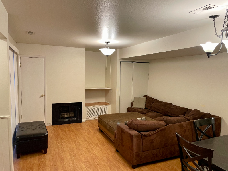 1710 Hickory Ln - Photo 4 of 17