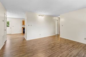 featured image of 35 Hamburg Dr