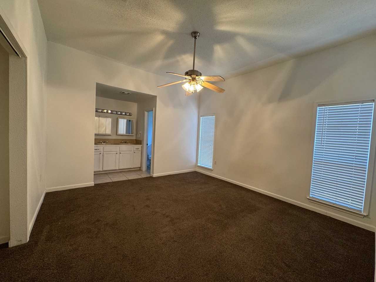 3602 Woodglow Cir - Photo 7 of 23