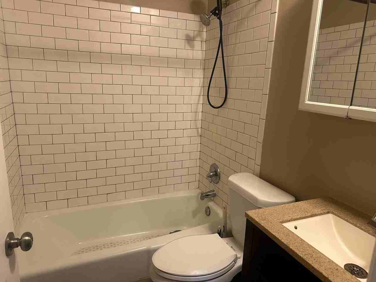 5945 Sunset Rd - Photo 5 of 7
