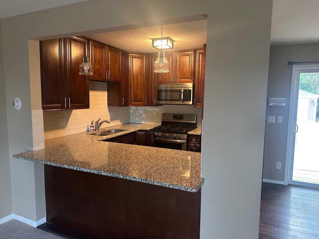 5945 Sunset Rd - Photo 6 of 7