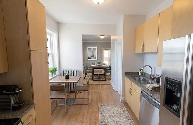4709 N Washtenaw Ave #3 - Photo 6 of 20