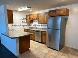 featured image of 105 E 14th St