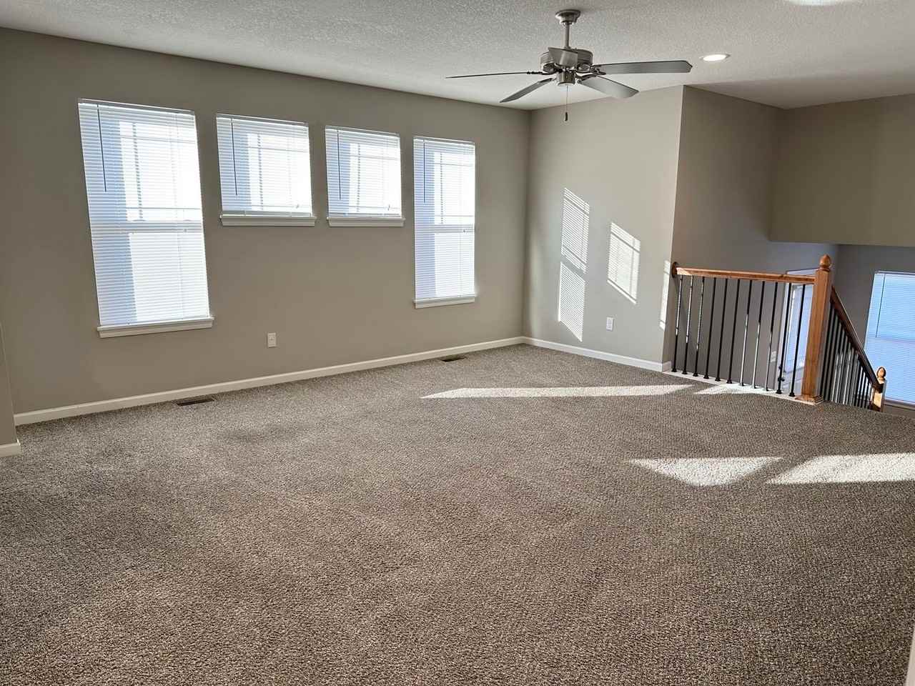 502 Se Maple Dr - Photo 4 of 18