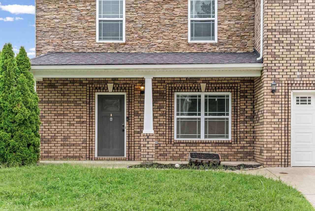 880 Cherry Blossom Ln - Photo 5 of 46