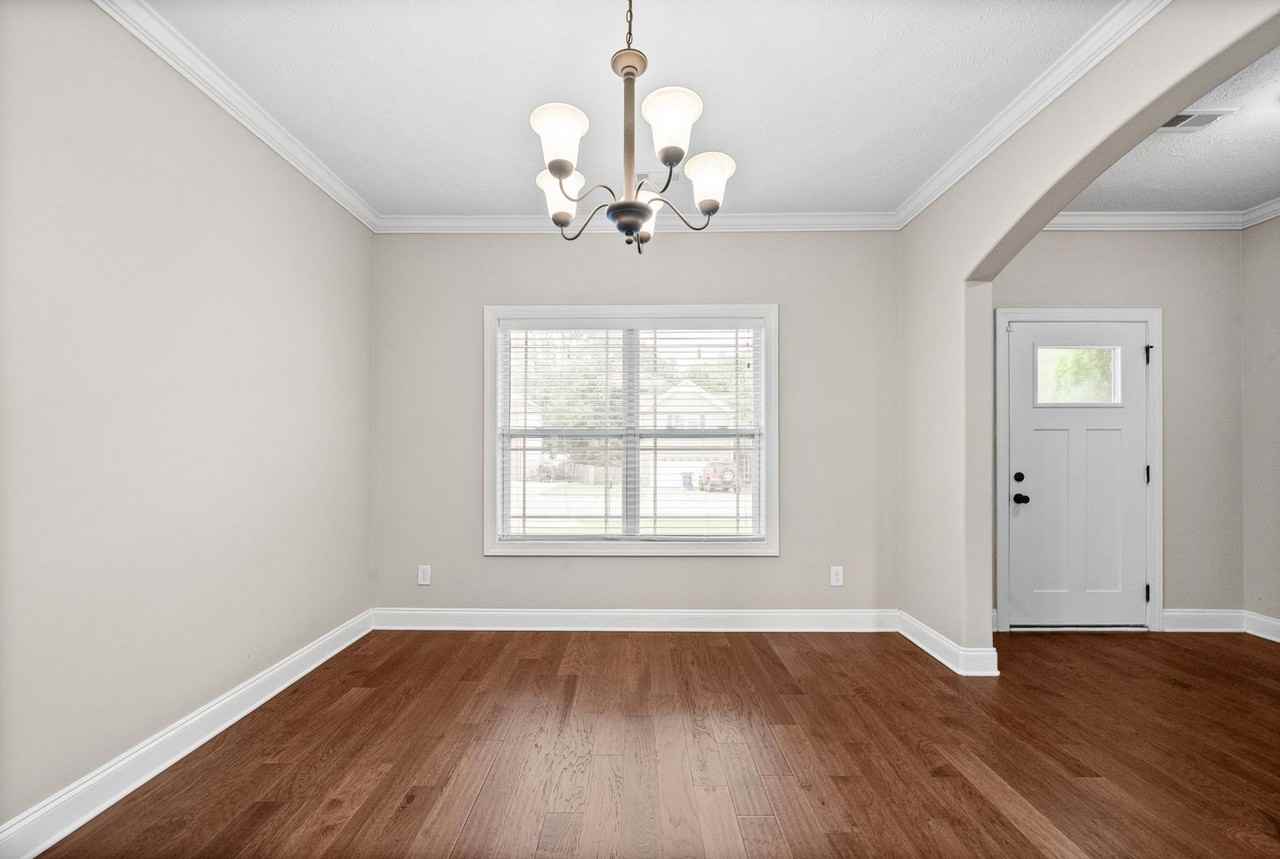 880 Cherry Blossom Ln - Photo 7 of 46