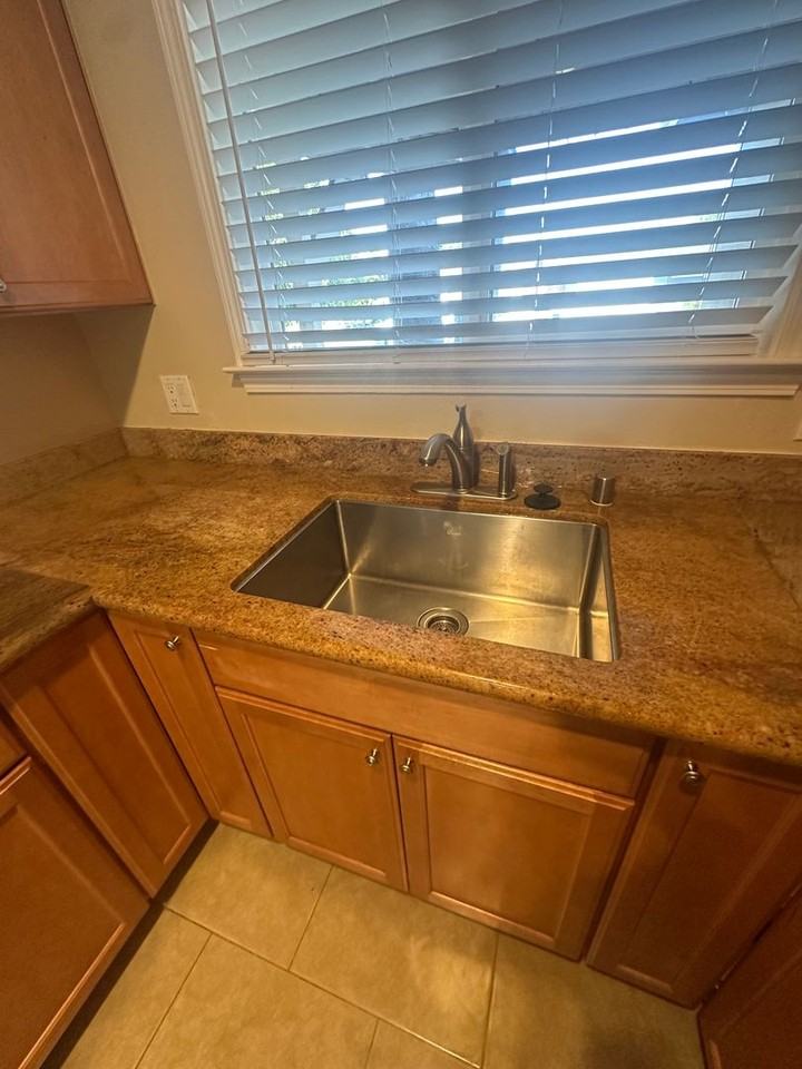 4309 Ross Ave - Photo 7 of 50