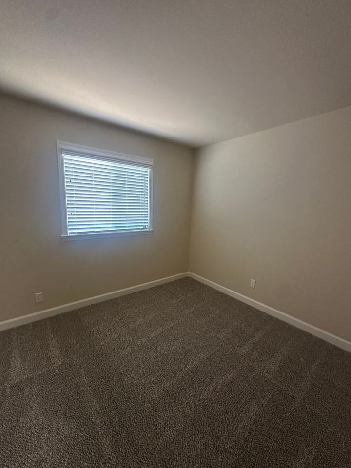 4309 Ross Ave - Photo 7 of 17