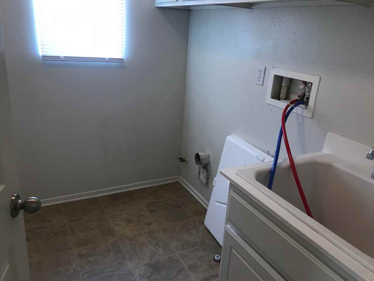 4420 Cloudywing Rd - Photo 4 of 50