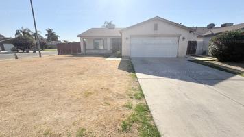 featured image of 7400 Cross Glade St