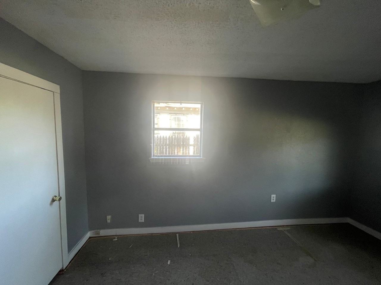3141 S 11th St - Photo 2 of 8