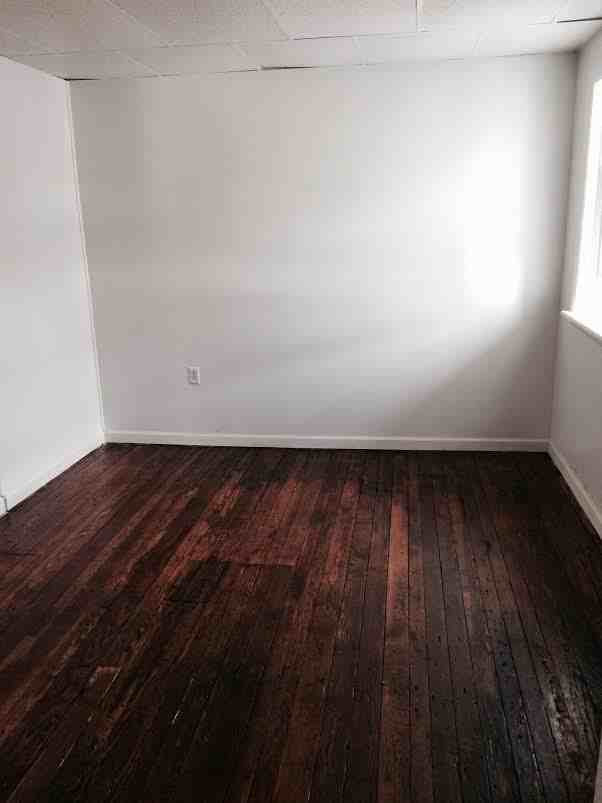 612 E Market St #2F - Photo 6 of 12