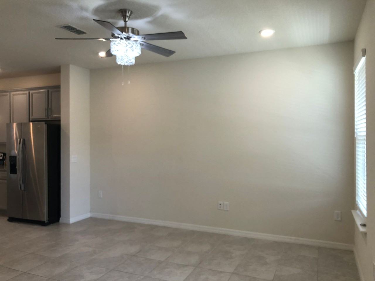 2674 Mead Ave - Photo 4 of 50