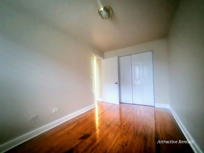4850 W Adams St #G1 - Photo 5 of 7
