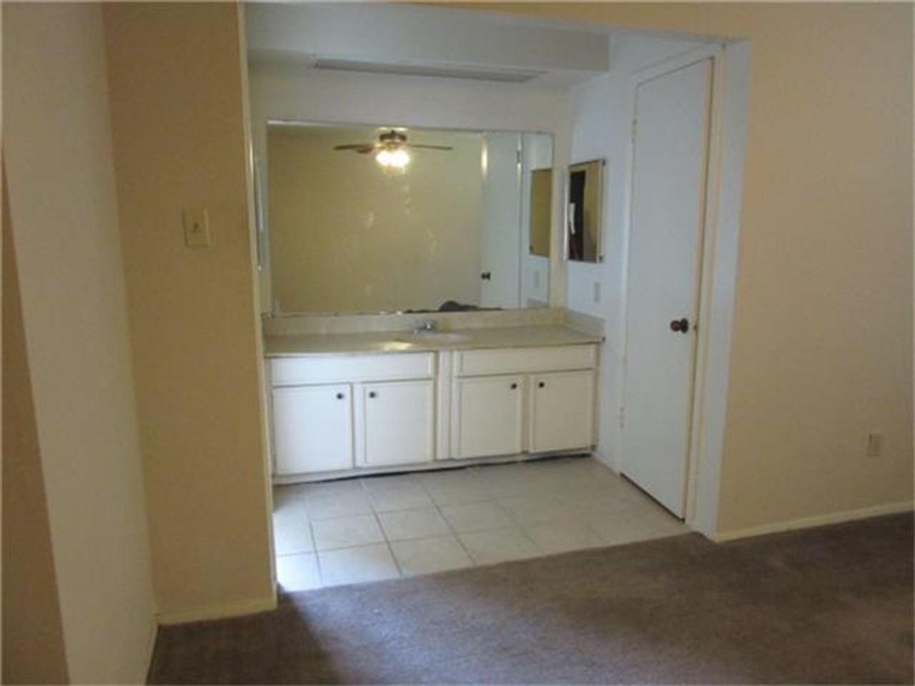 9722 Rapid River Ln - Photo 3 of 5