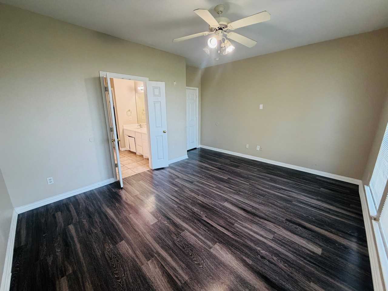 5904 Blackmon Ct - Photo 6 of 16