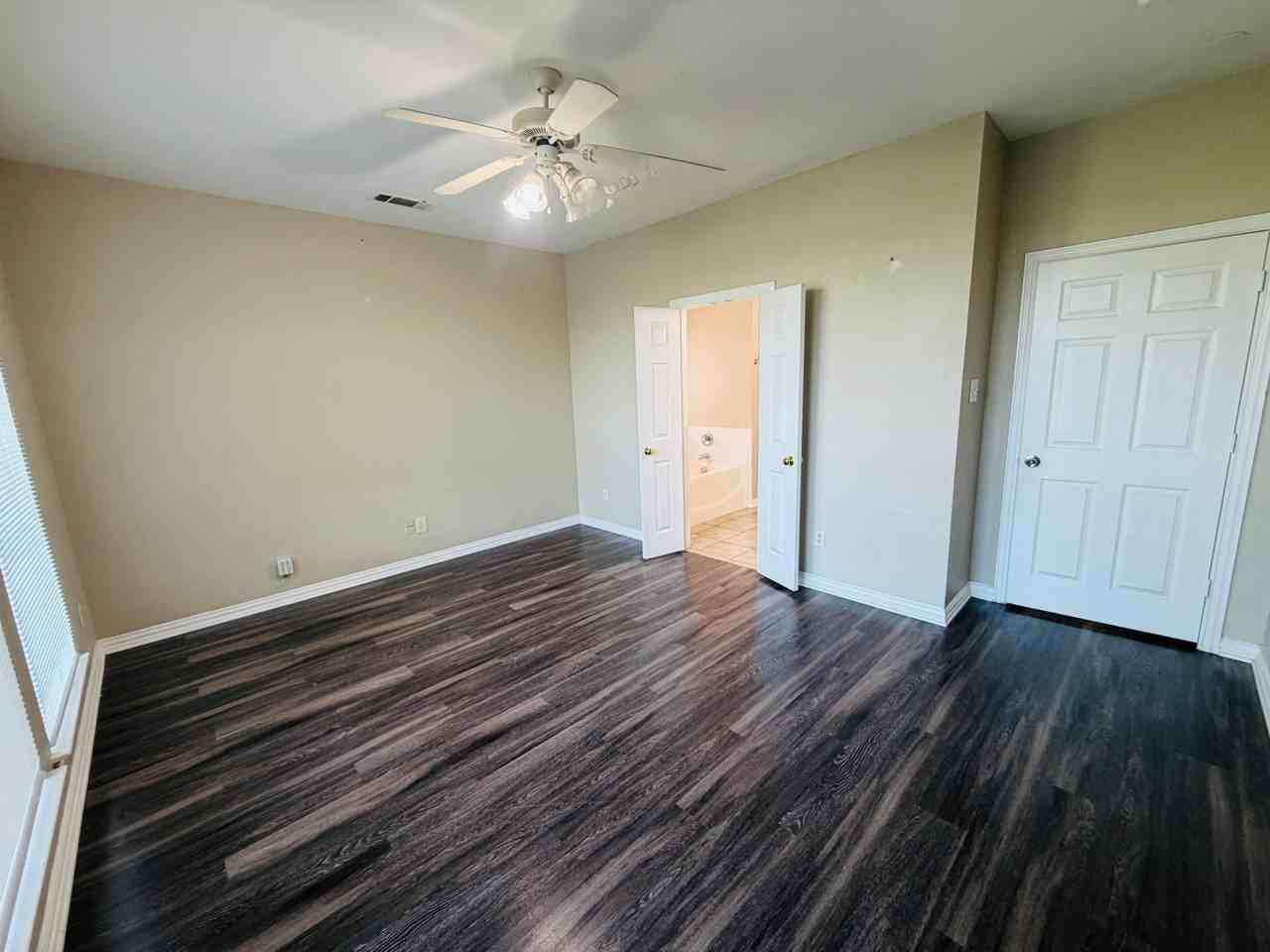 5904 Blackmon Ct - Photo 7 of 16