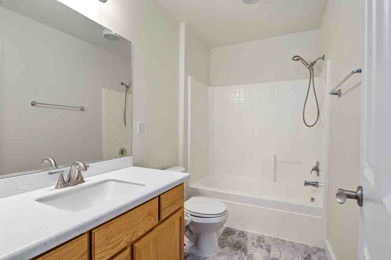 9284 Sw Sweek Dr - Photo 7 of 27