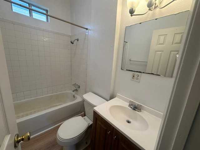 236 2nd St Ne - Photo 5 of 11