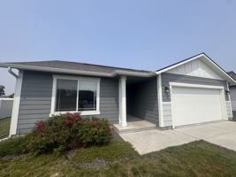 featured image of 17611 E Maxwell Ave