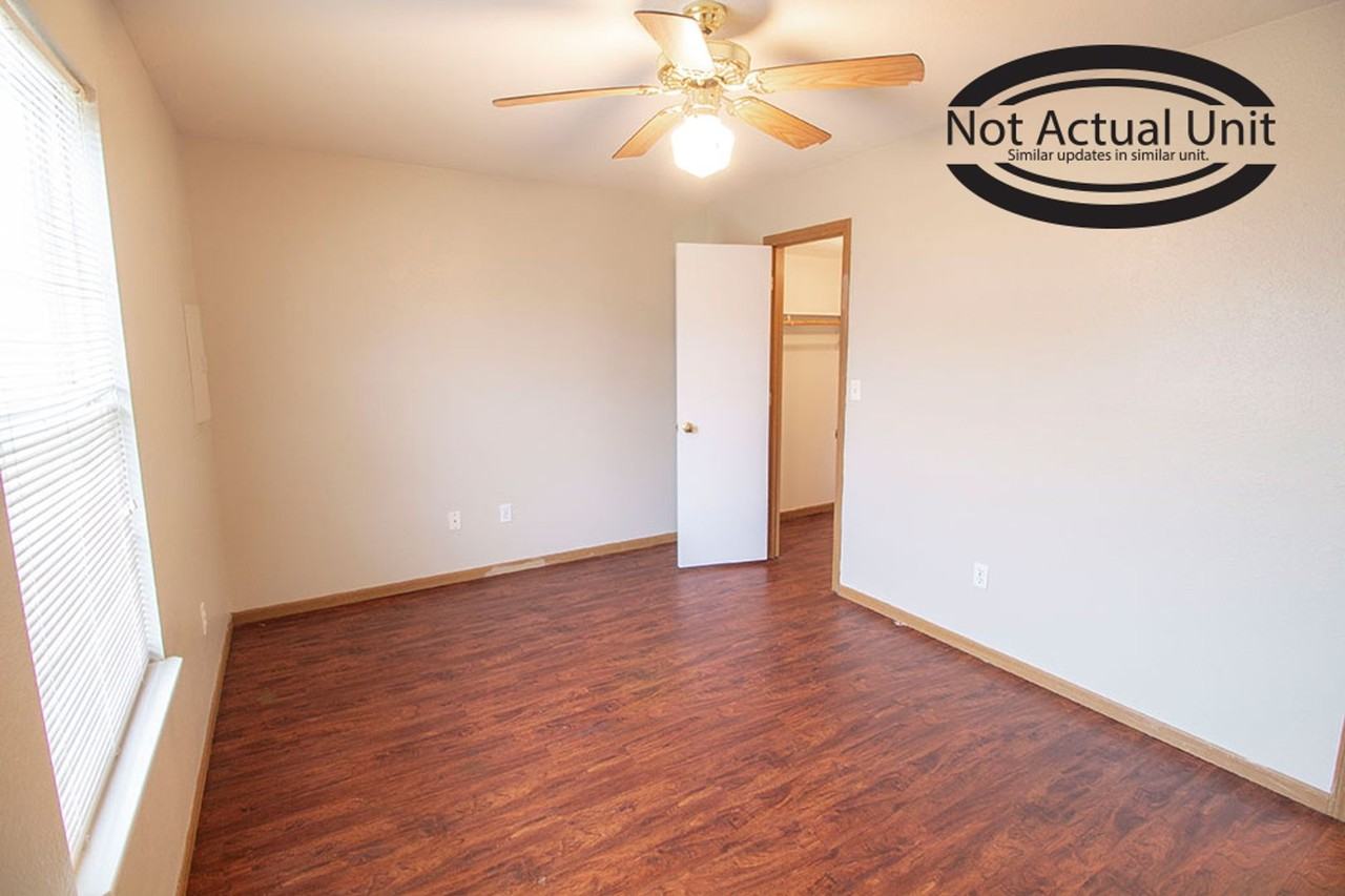 1505 Native Dancer Ct - Photo 5 of 28