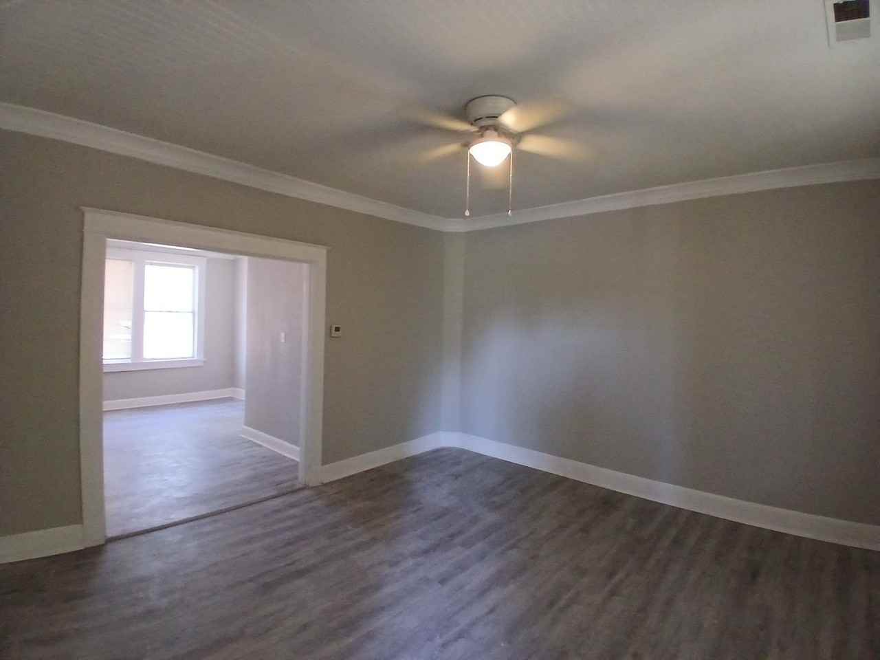 525 N Waldran Blvd #3 - Photo 3 of 7