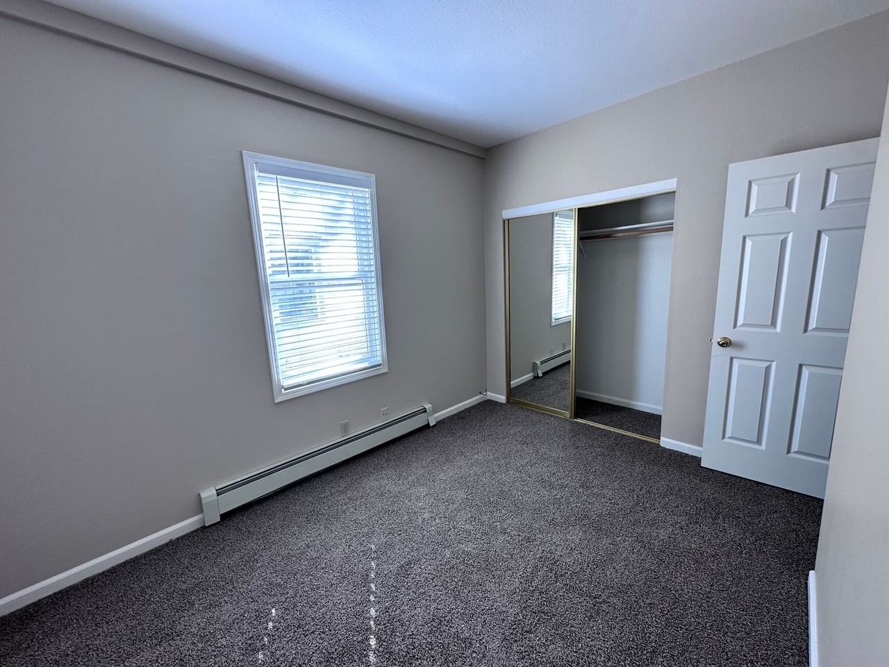 458 S C St - Photo 7 of 14